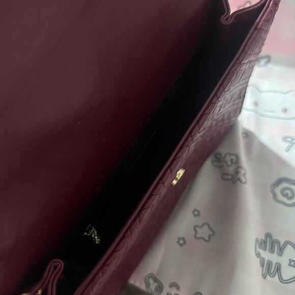 Toryburch Burgundy Exquisite Diamond Check Shoulder Bag - Picture 5 of 5